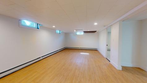 18 Richard Terrace Lewiston ME 04240