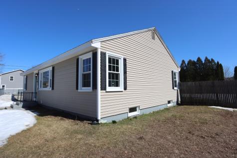 18 Richard Terrace Lewiston ME 04240