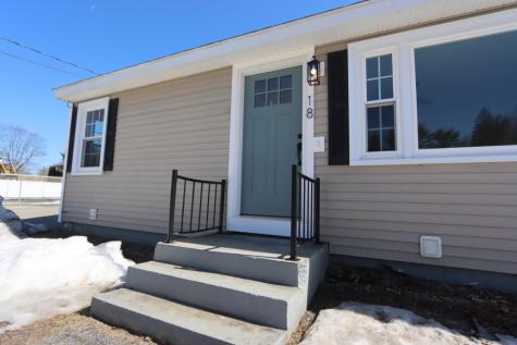 18 Richard Terrace Lewiston ME 04240