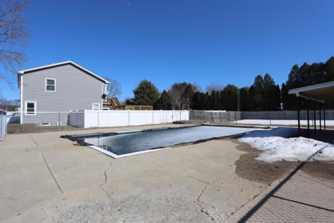 18 Richard Terrace Lewiston ME 04240