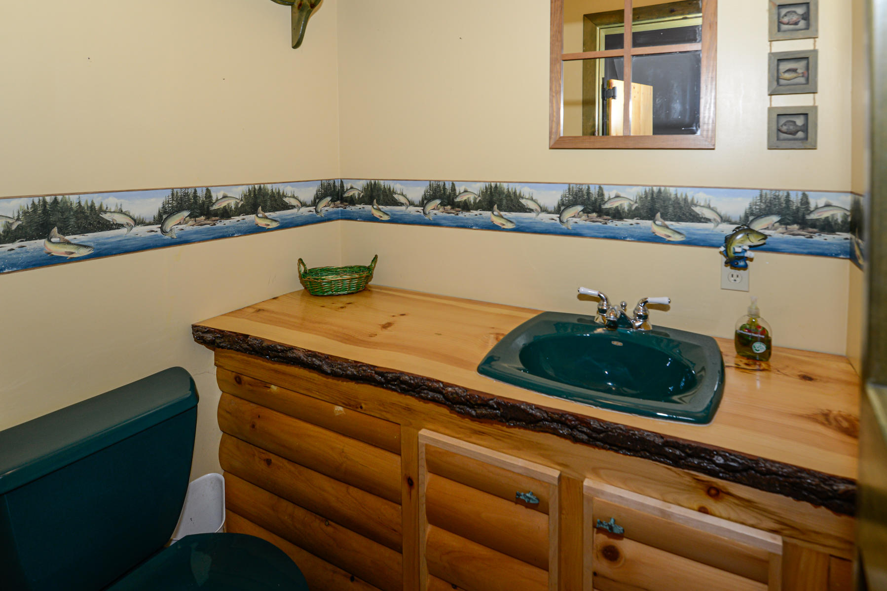 19 Rocky Point Road Raymond ME 04071