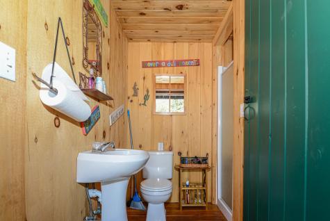 19 Rocky Point Road Raymond ME 04071