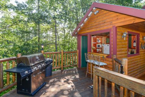 19 Rocky Point Road Raymond ME 04071