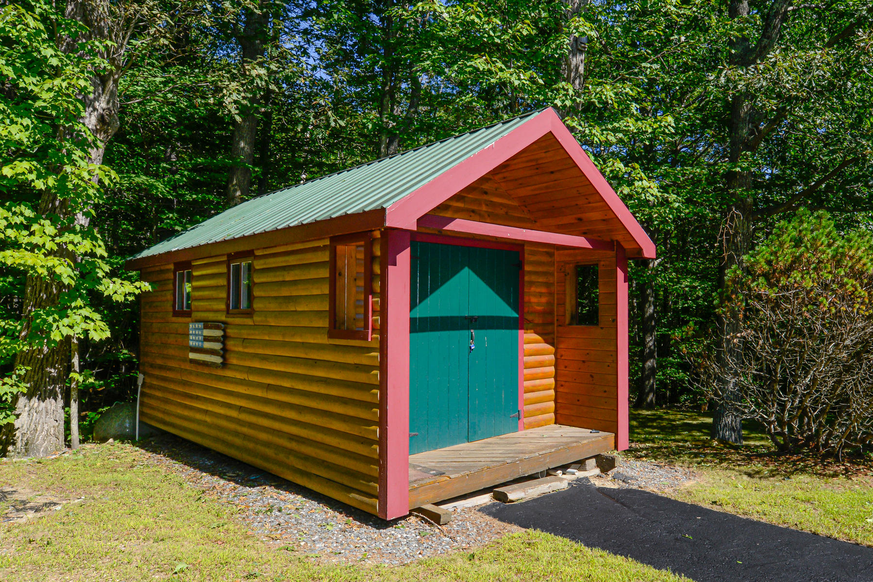 19 Rocky Point Road Raymond ME 04071