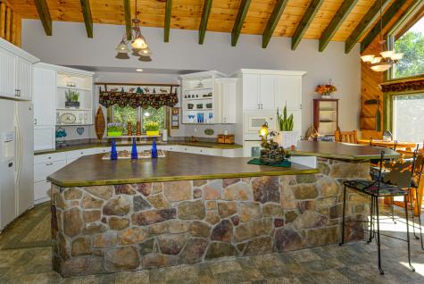 19 Rocky Point Road Raymond ME 04071