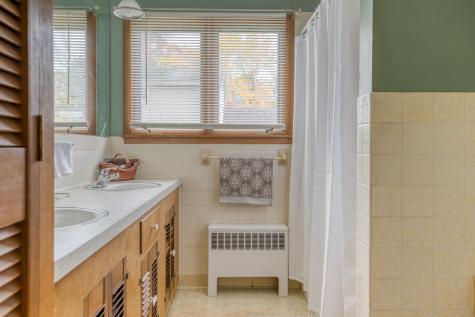 7 Nancy Street Lewiston ME 04240