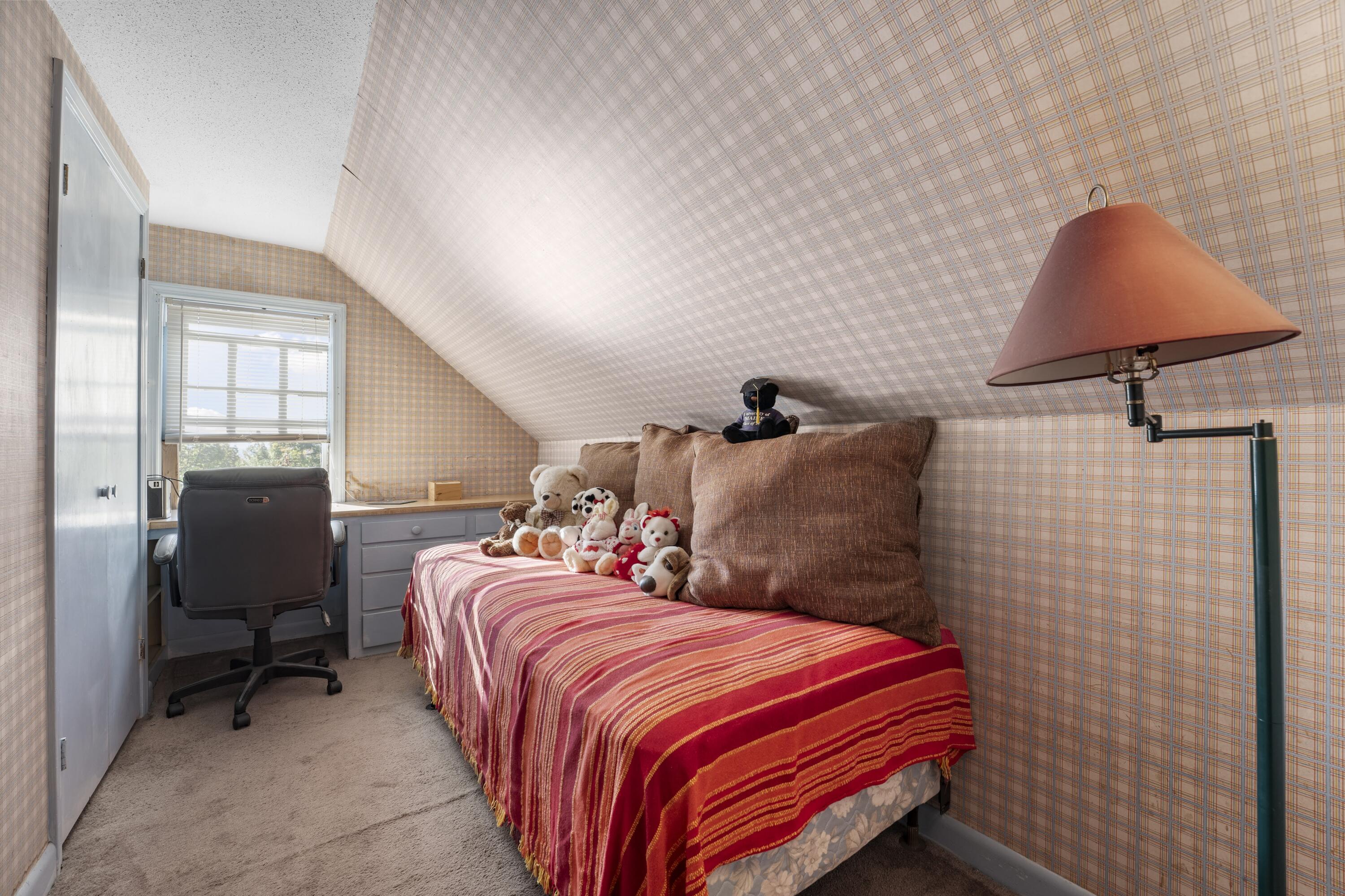 772 Prescott Road Manchester ME 04351