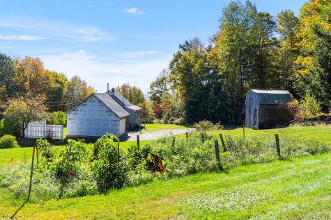 772 Prescott Road Manchester ME 04351