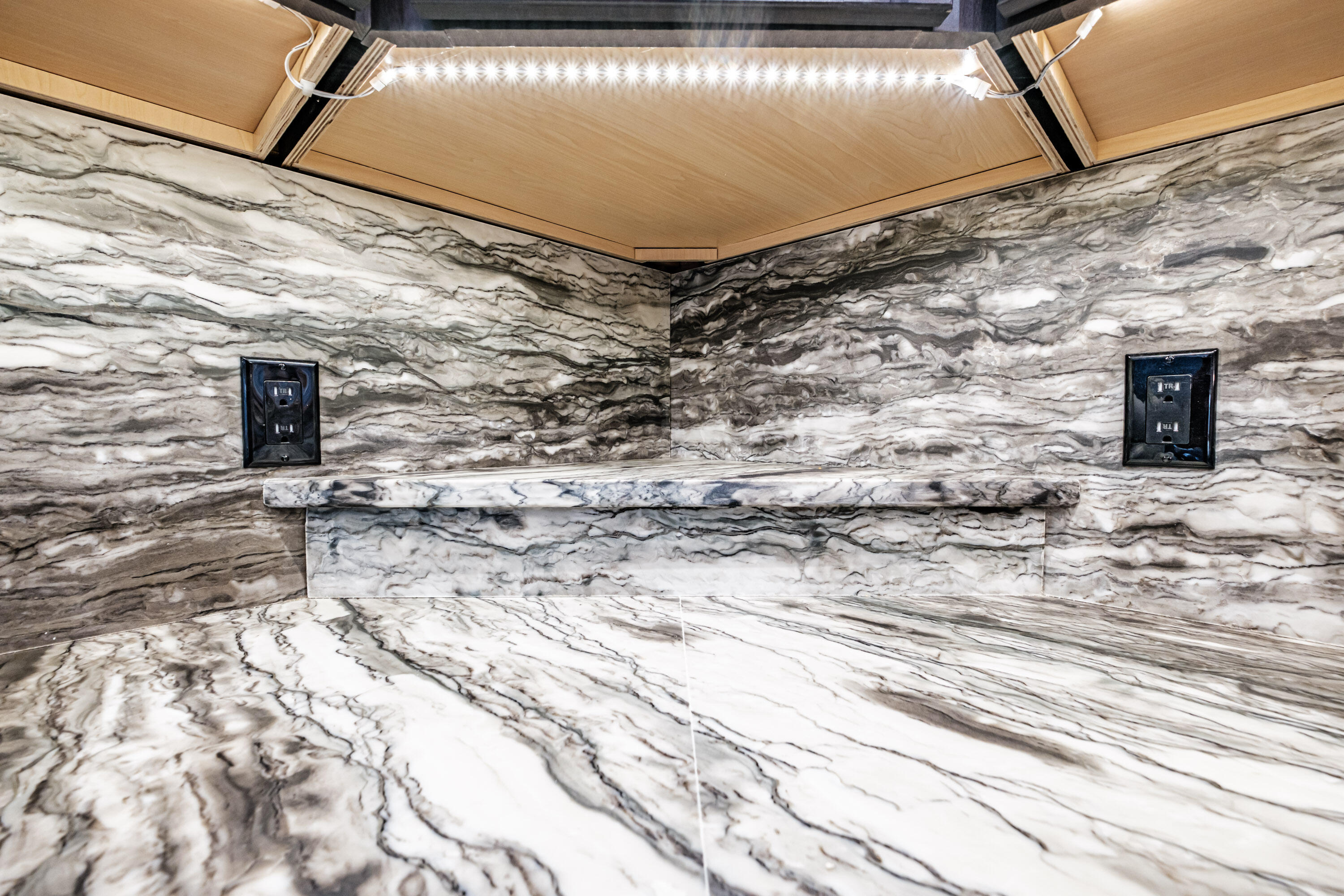 414 Oxford Street Paris ME 04281