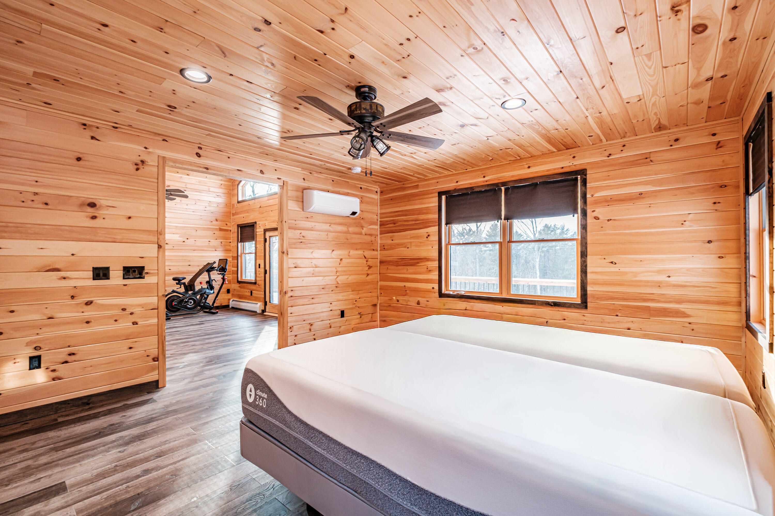 414 Oxford Street Paris ME 04281