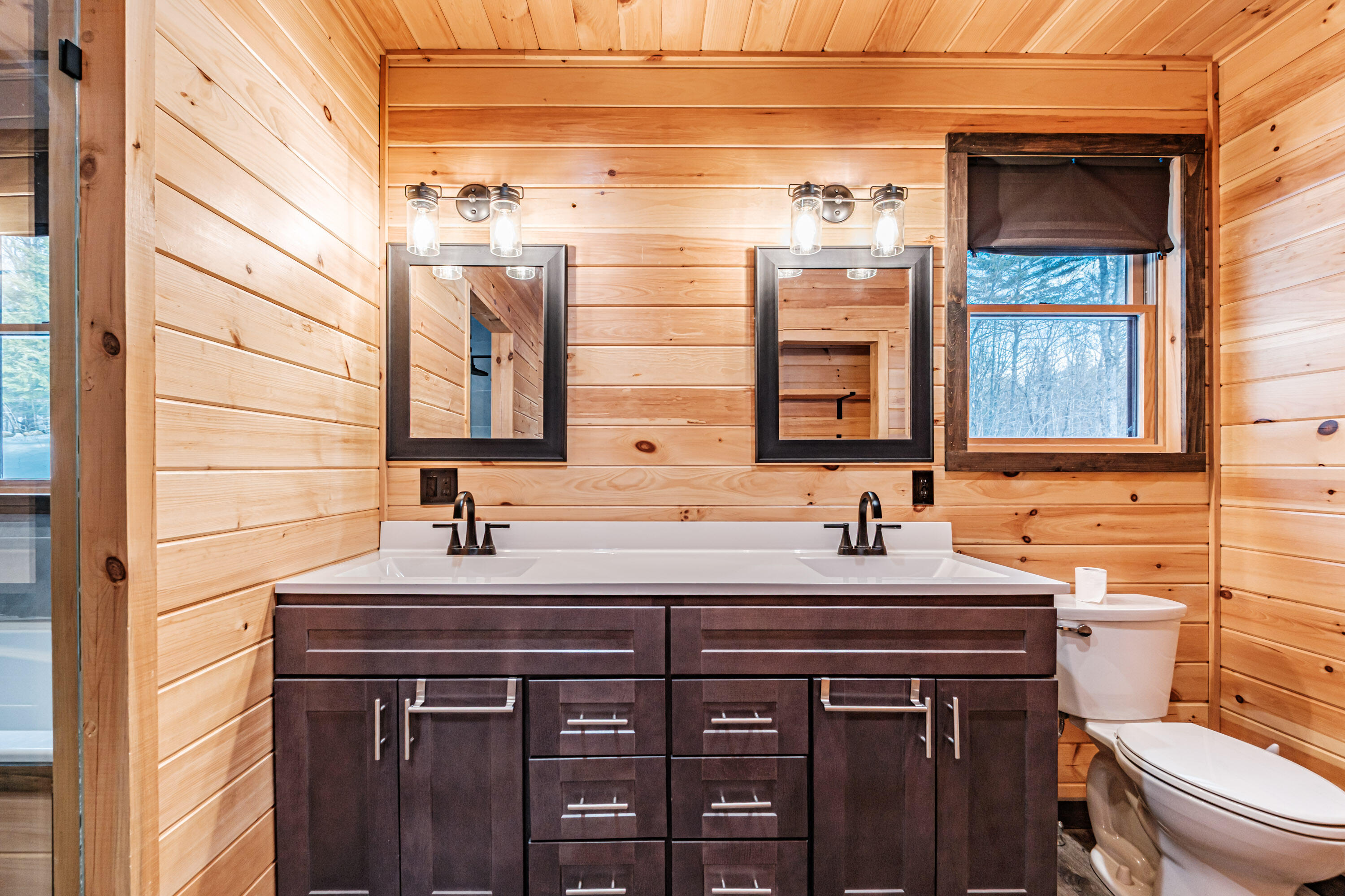 414 Oxford Street Paris ME 04281