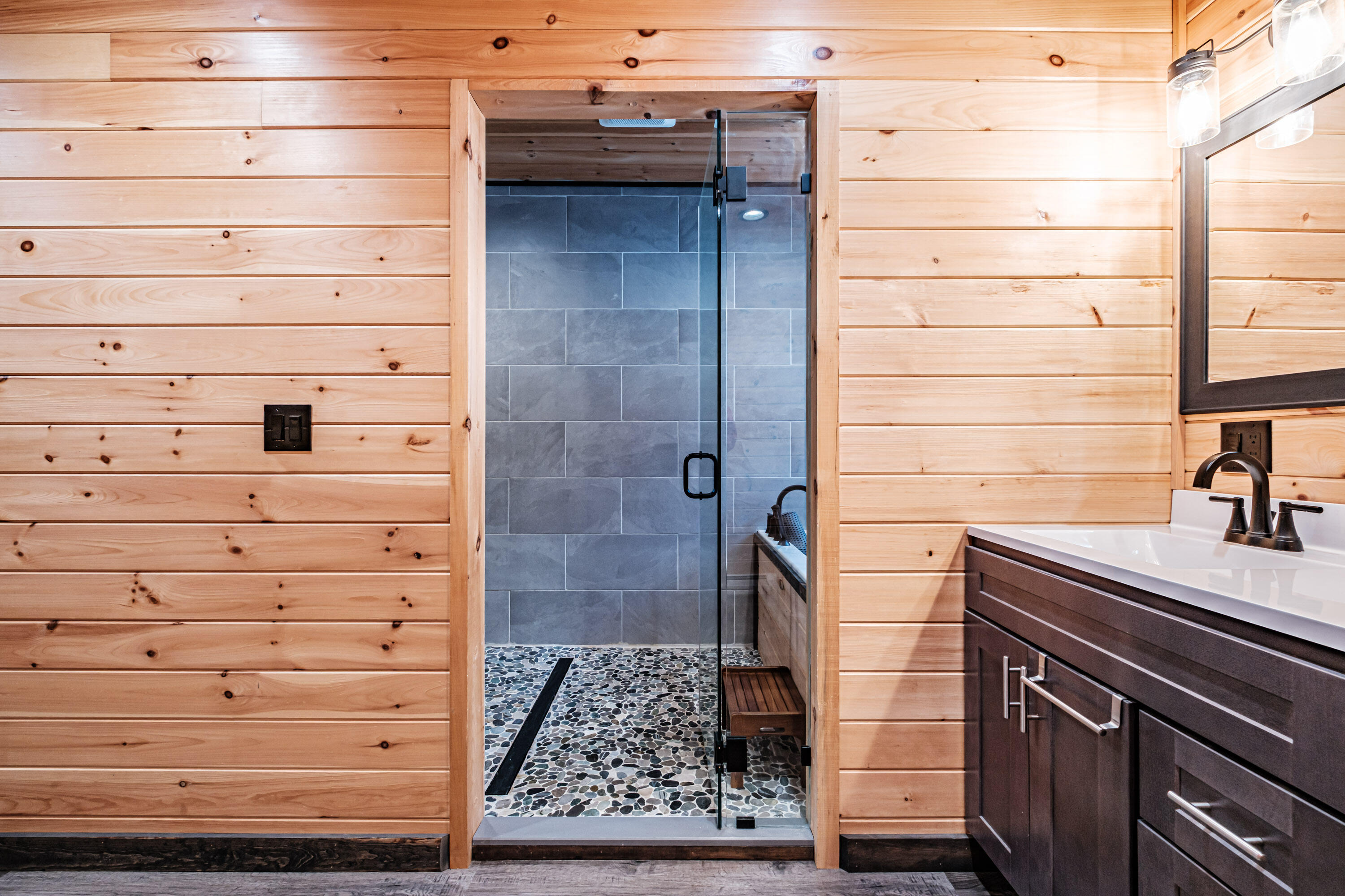 414 Oxford Street Paris ME 04281