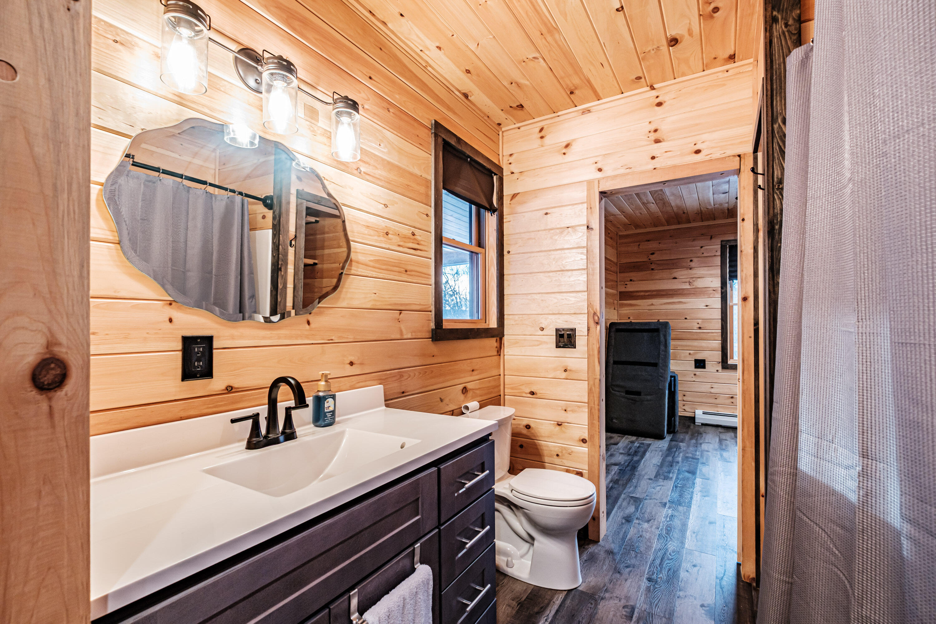 414 Oxford Street Paris ME 04281