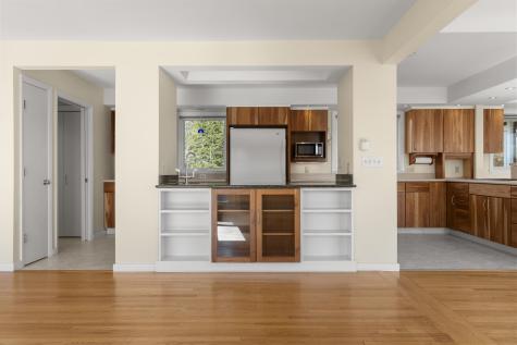 23 Indian Hill Road Boothbay ME 04537
