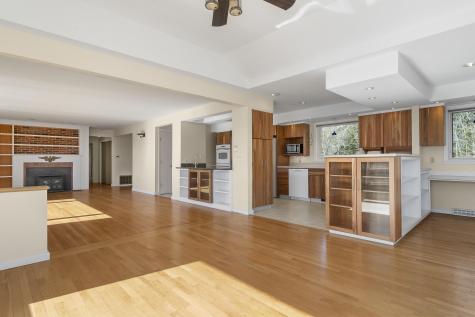 23 Indian Hill Road Boothbay ME 04537