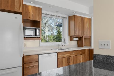 23 Indian Hill Road Boothbay ME 04537