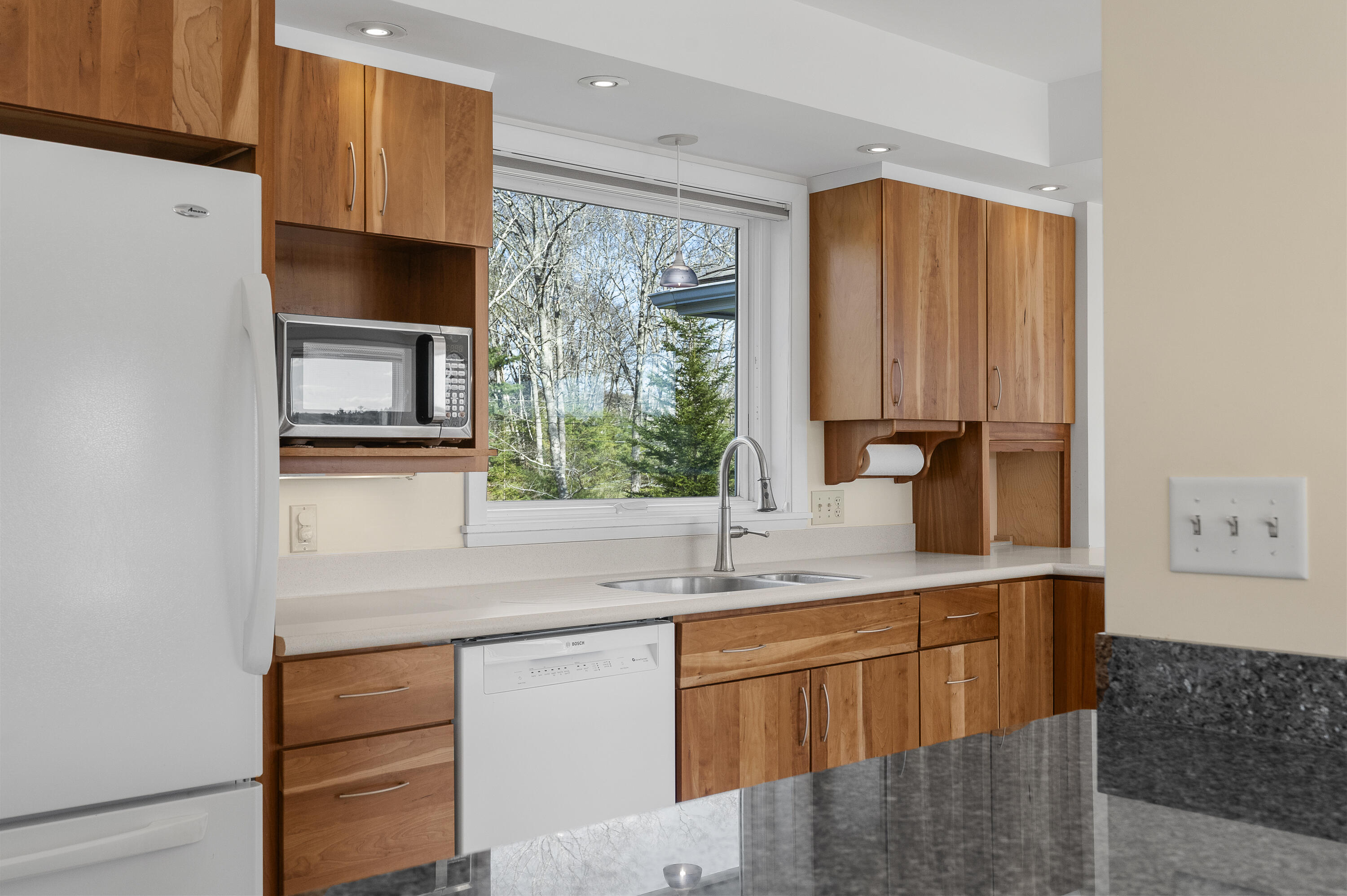 23 Indian Hill Road Boothbay ME 04537