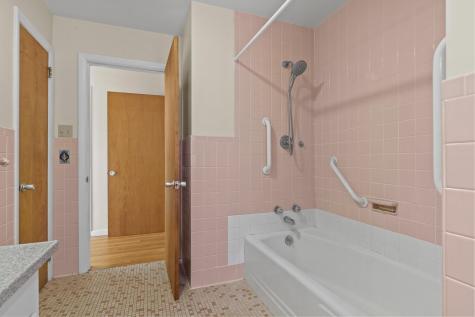 23 Indian Hill Road Boothbay ME 04537