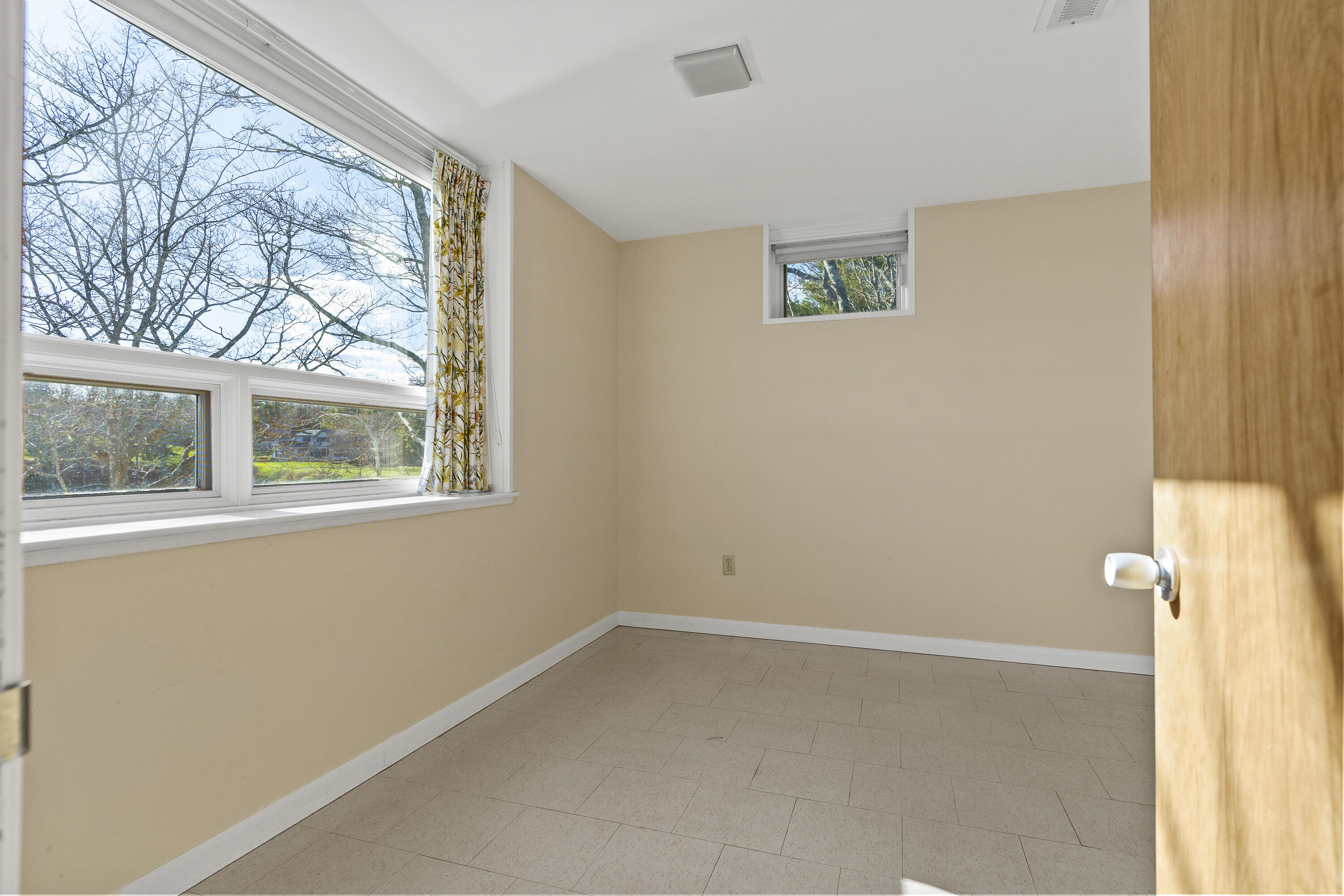 23 Indian Hill Road Boothbay ME 04537