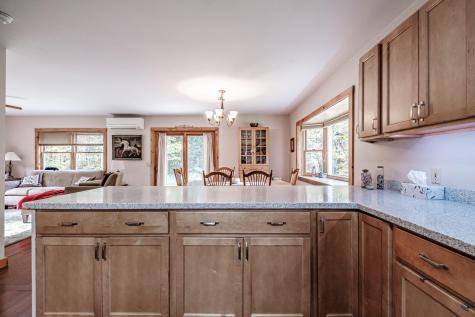 48 Bear Way Norway ME 04268