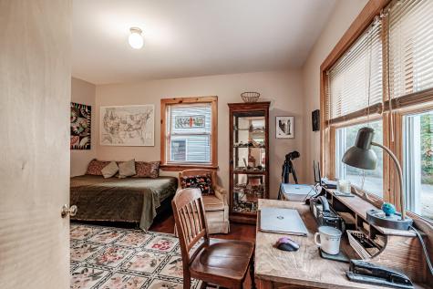 48 Bear Way Norway ME 04268