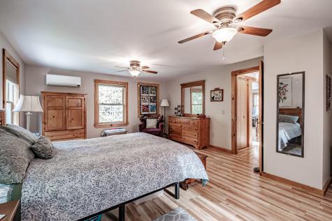 48 Bear Way Norway ME 04268