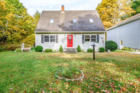 48 Bear Way Norway ME 04268