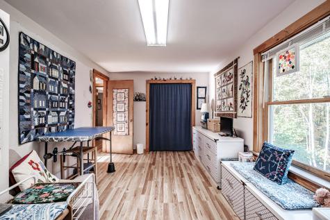 48 Bear Way Norway ME 04268