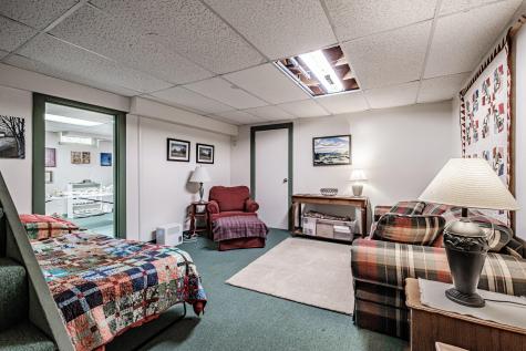 48 Bear Way Norway ME 04268