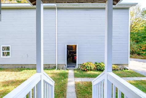 48 Bear Way Norway ME 04268