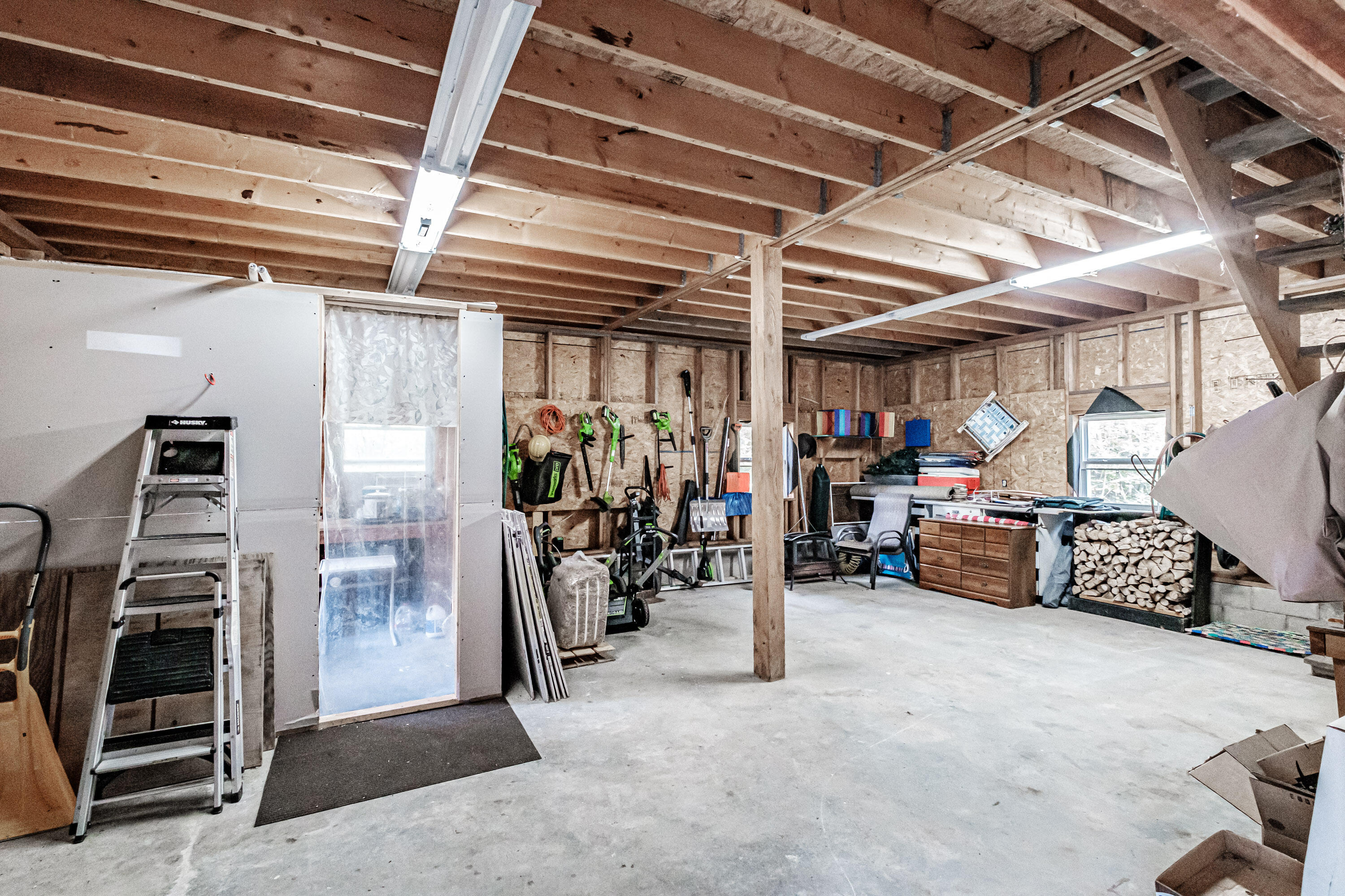 48 Bear Way Norway ME 04268