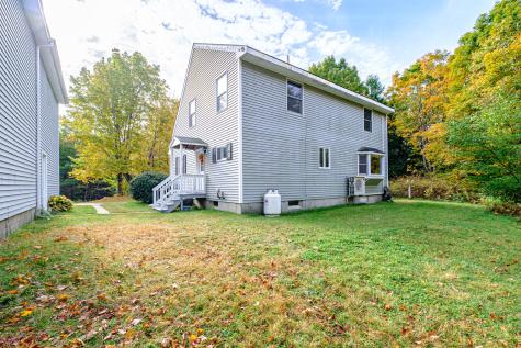 48 Bear Way Norway ME 04268