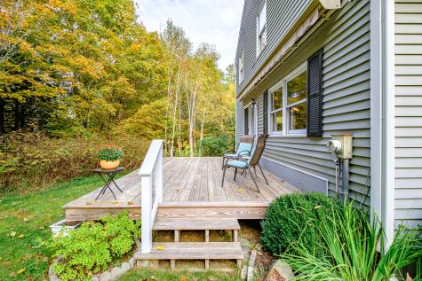 48 Bear Way Norway ME 04268