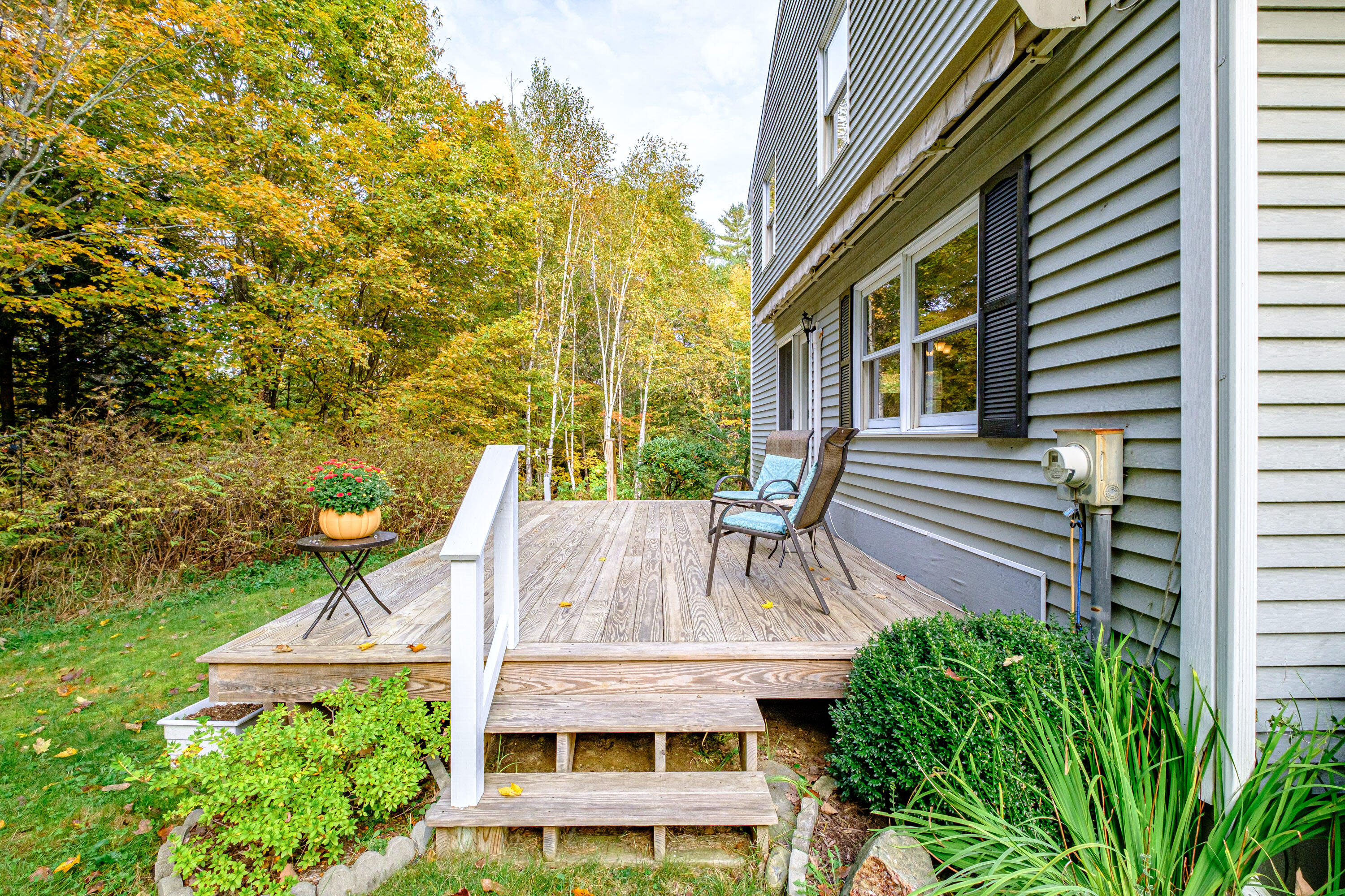 48 Bear Way Norway ME 04268