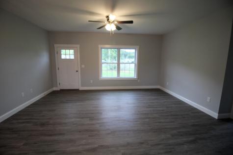 9 Mason Avenue Lewiston ME 04240