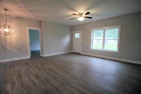9 Mason Avenue Lewiston ME 04240