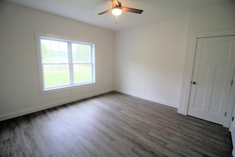 9 Mason Avenue Lewiston ME 04240