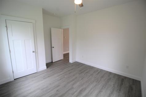 9 Mason Avenue Lewiston ME 04240