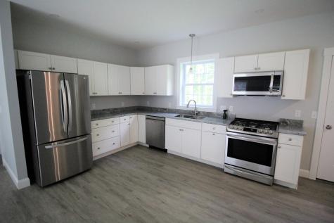 9 Mason Avenue Lewiston ME 04240