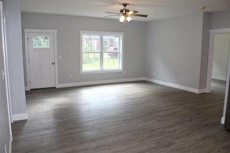 9 Mason Avenue Lewiston ME 04240