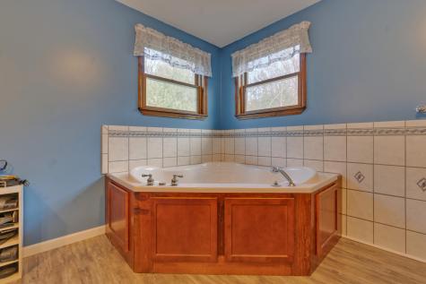 7 Ledgewood Drive Hollis ME 04042