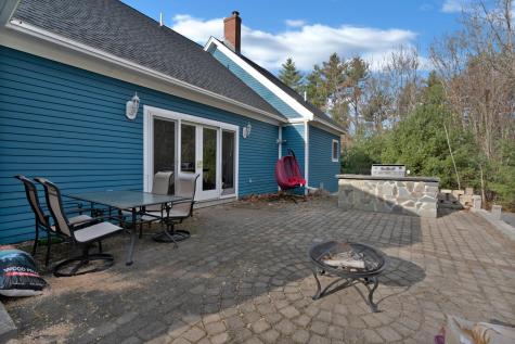 7 Ledgewood Drive Hollis ME 04042