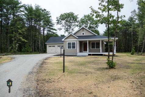 64 Somerset Place Topsham ME 04086