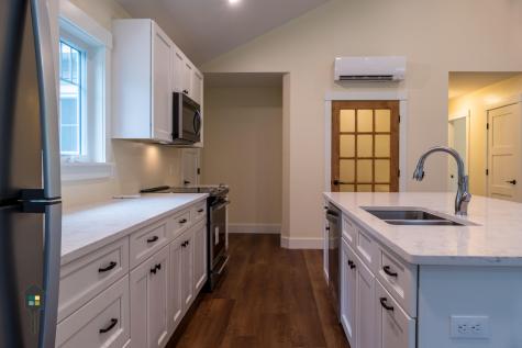 64 Somerset Place Topsham ME 04086