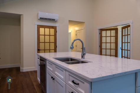 64 Somerset Place Topsham ME 04086