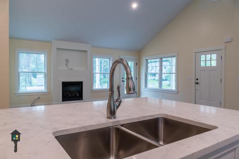 64 Somerset Place Topsham ME 04086