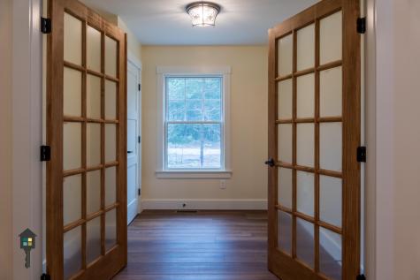 64 Somerset Place Topsham ME 04086