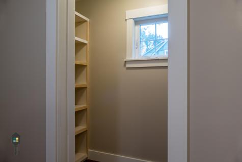 64 Somerset Place Topsham ME 04086