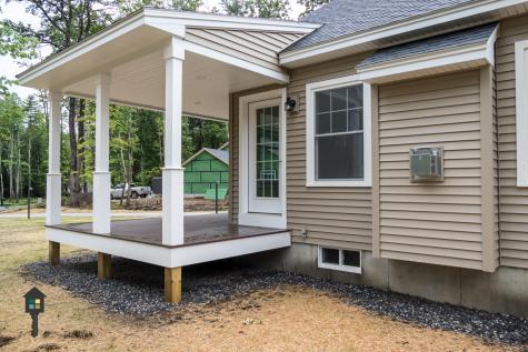 64 Somerset Place Topsham ME 04086