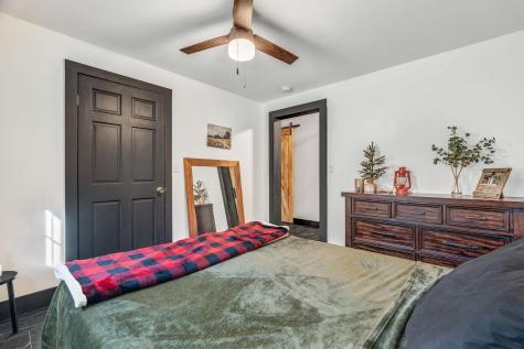 33 Comikev Lane Winterport ME 04496